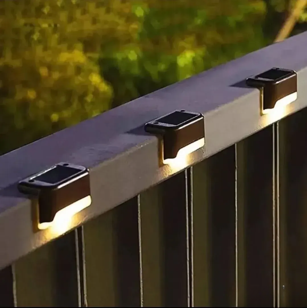 מנורת LED סולארית עוצמתית במיוחד לחוץ